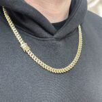 9k Yellow Gold Light Links Solid Cuban Chain With Camouflage Clasp - 8 mm - Image 2