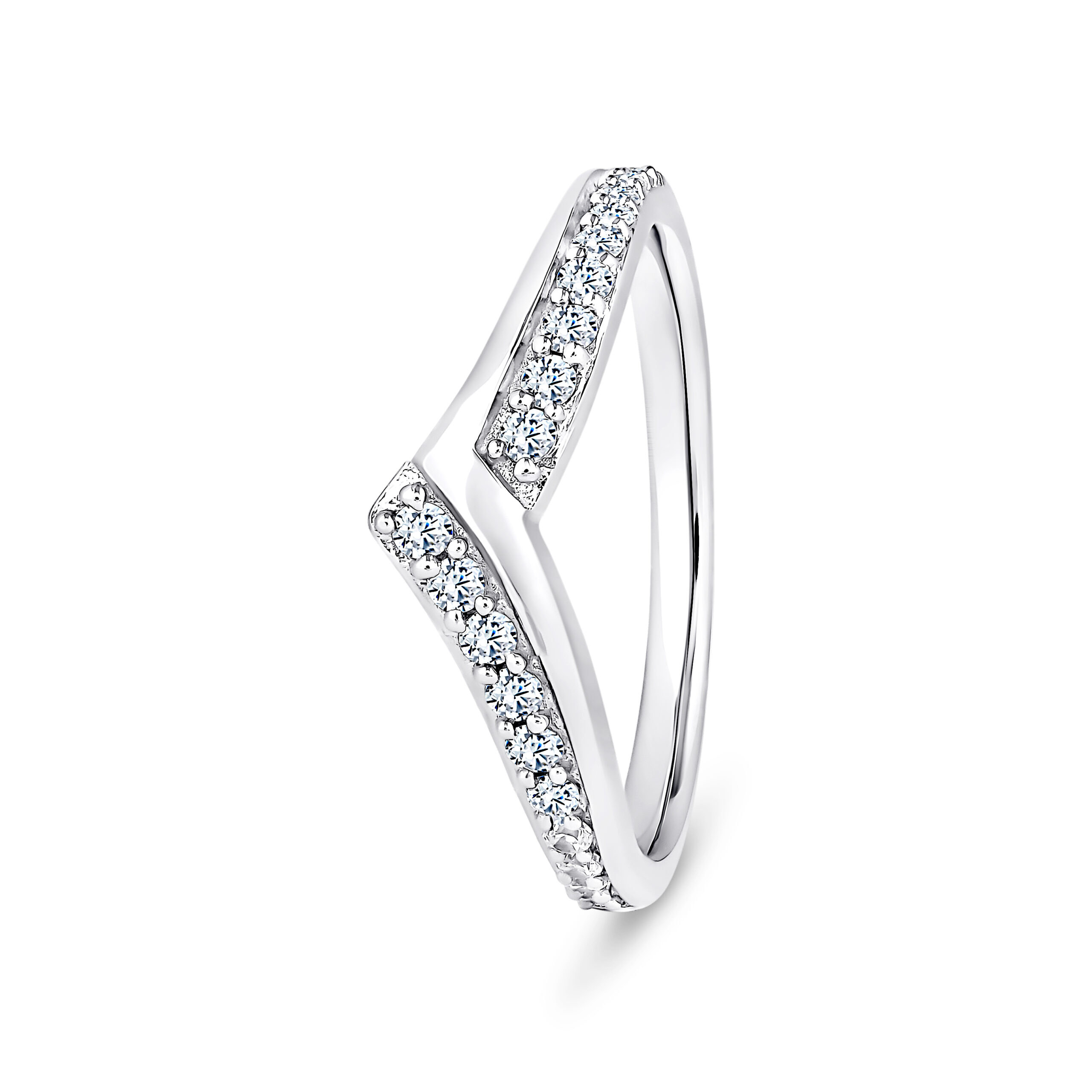 950 Platinum V-Shaped Diamond Eternity Ring - Image 1