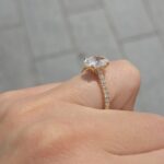 18k Yellow Gold Lab Grown Oval Diamond Set Ring - Image 7