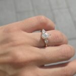 18k Yellow Gold Lab Grown Oval Trilogy Diamond Set Ring - Image 8