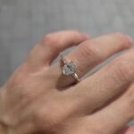 18k Yellow Gold Lab Grown Oval Trilogy Diamond Set Ring - Image 5
